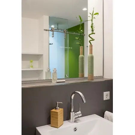 Seven + Boardinghouse * Herzogenaurach